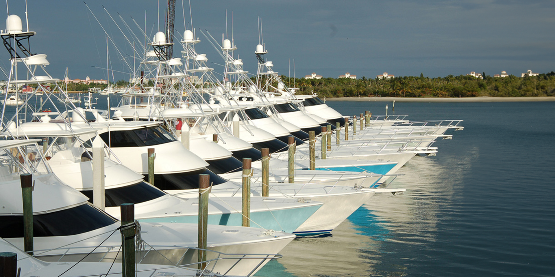 Annual Viking Yachts Dealer Meeting & Sea-Trial Event