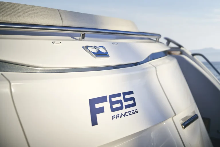 Princess X65 exterior