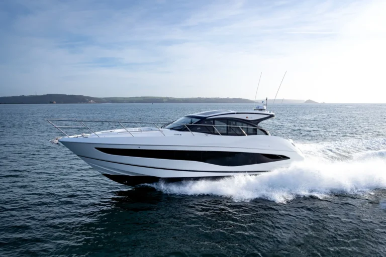 Princess V50 Exterior