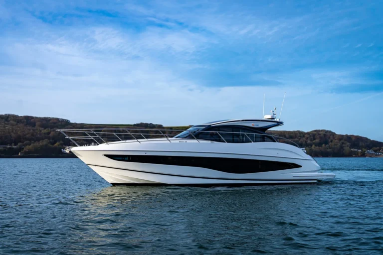 Princess V50 Exterior