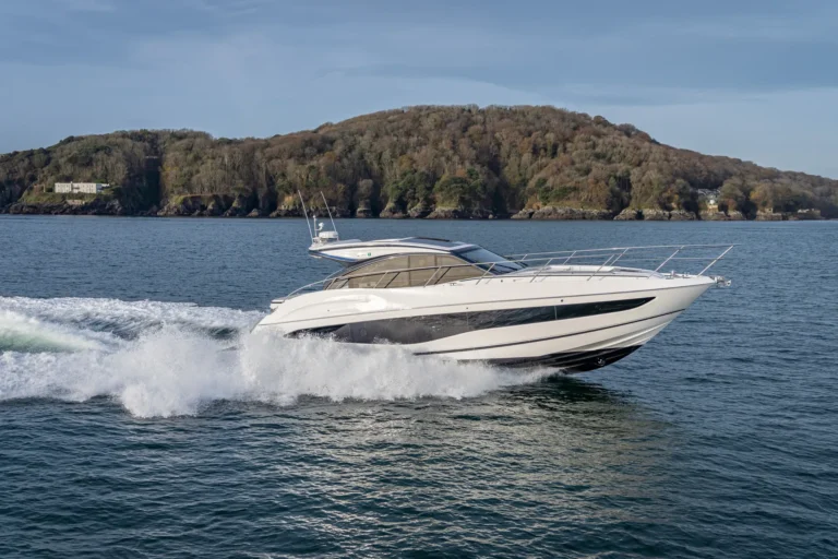 Princess V50 Exterior
