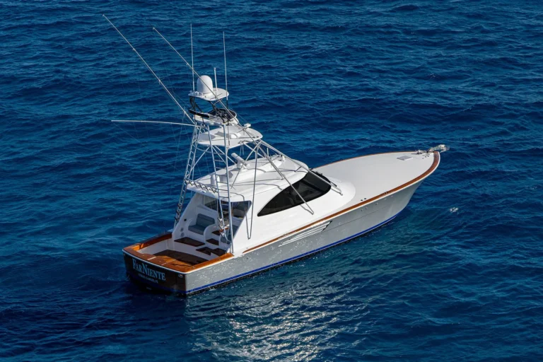 Viking 54ST Exterior