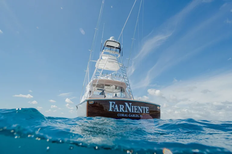 Viking 54ST Exterior