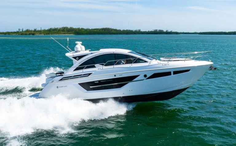 Carver Yachts