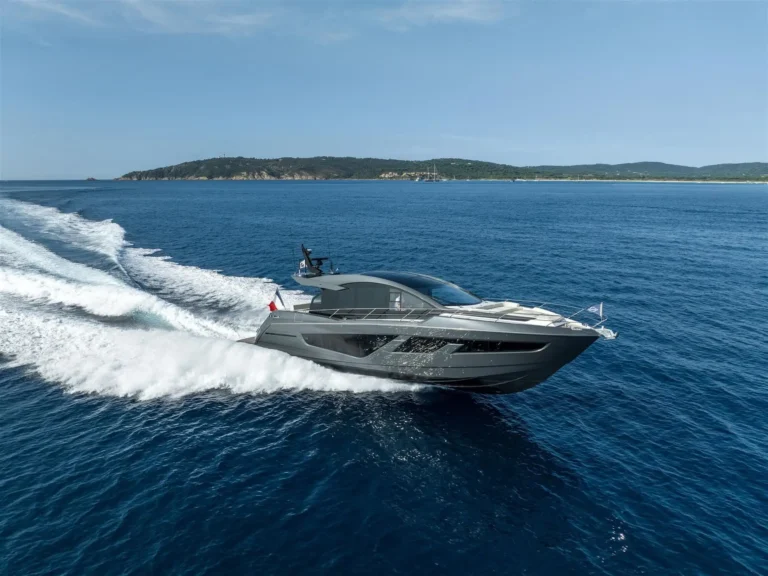 Sunseeker Predator 65 Exterior