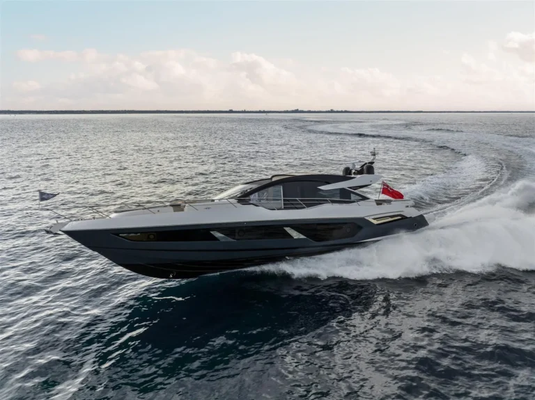 Sunseeker Predator 75 Exterior