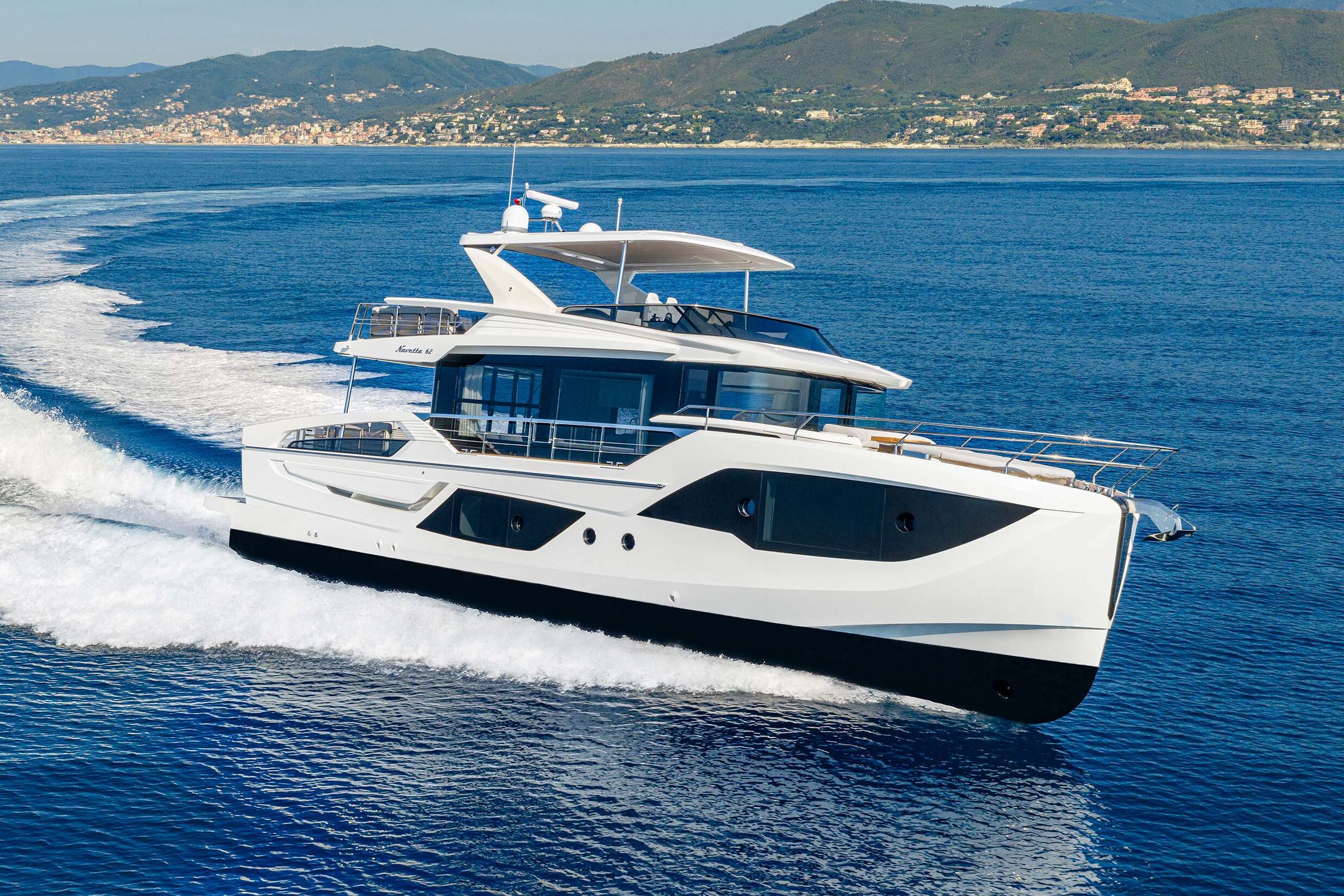 Absolute YACHTS Navetta 62