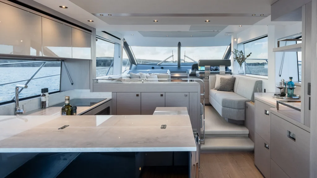 Sunseeker Manhattan 56