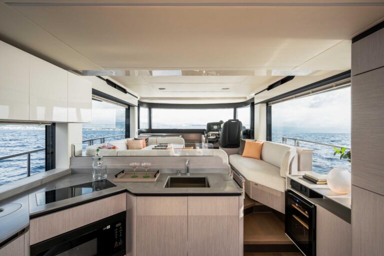 interior salon with bright natural light - navetta 50