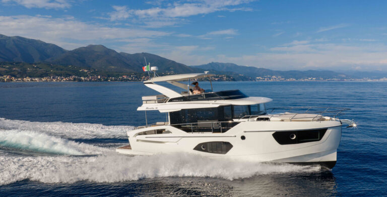 new absolute yachts navetta 58