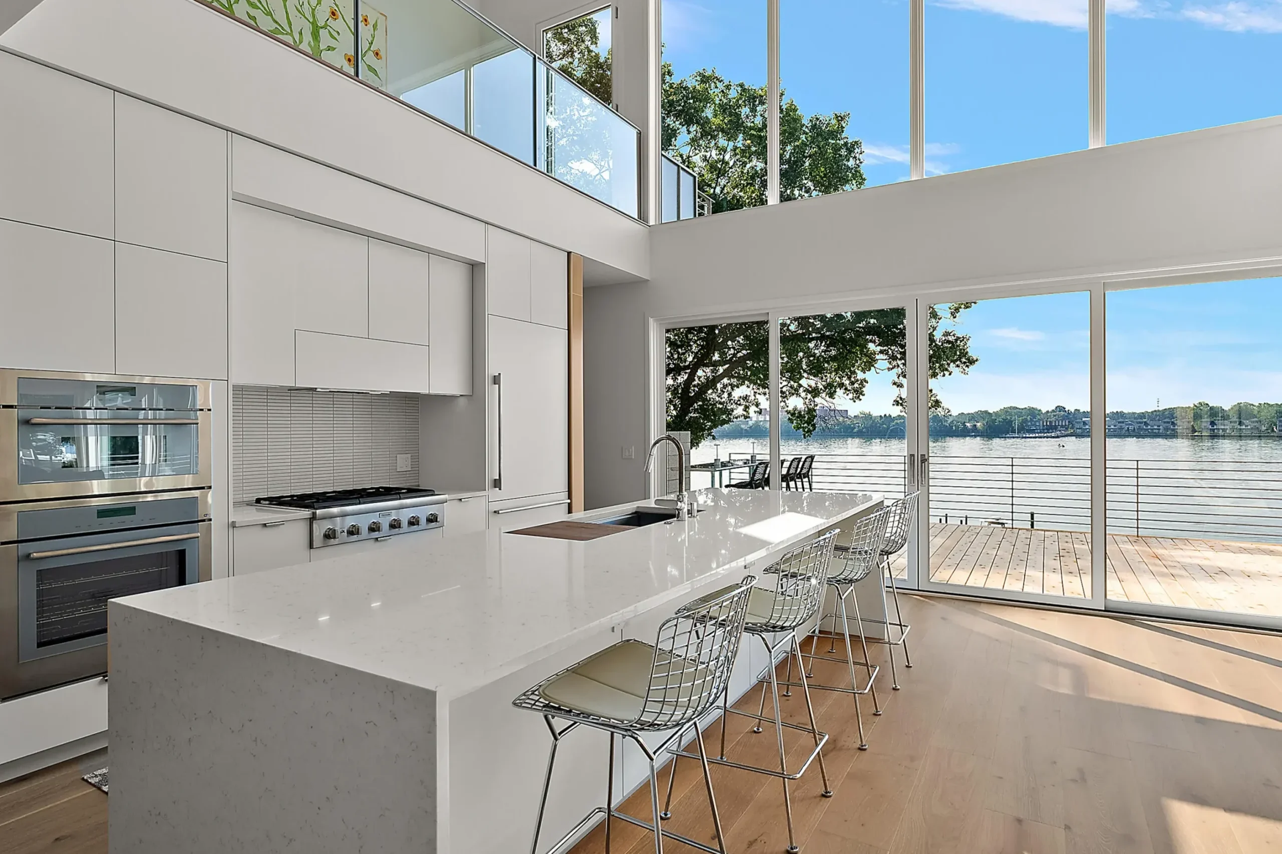 Holland MI Waterfront Homes lake macatawa