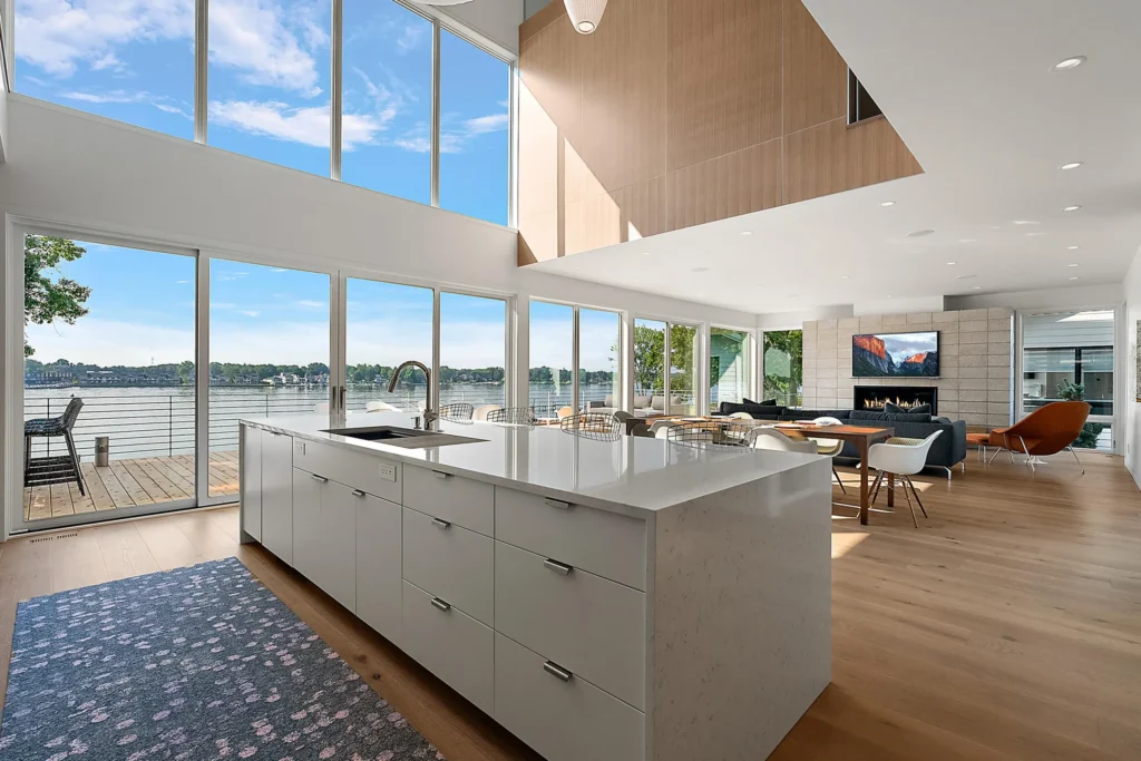 Holland MI Waterfront Homes lake macatawa