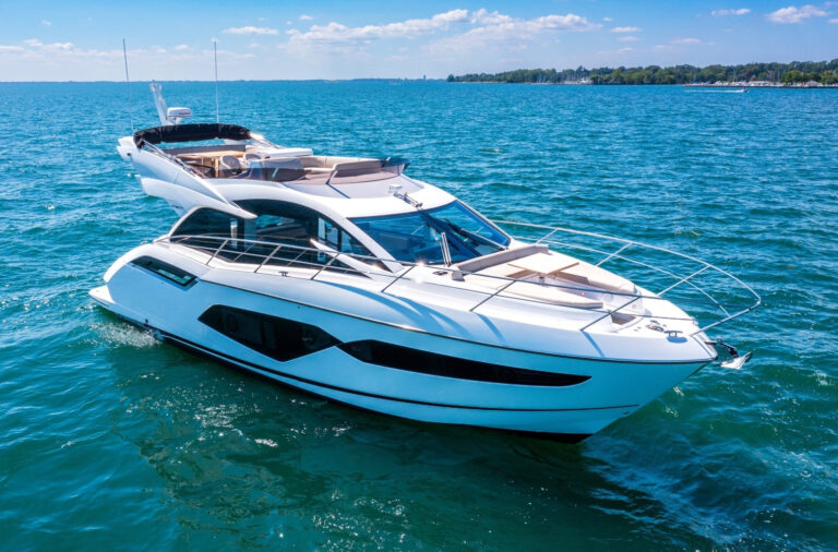 Liveaboard Boats
